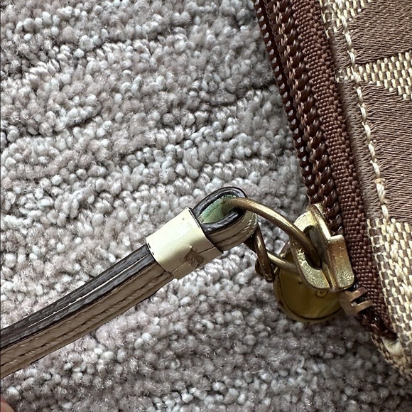 Coach Crossbody - Picture 10 of 10